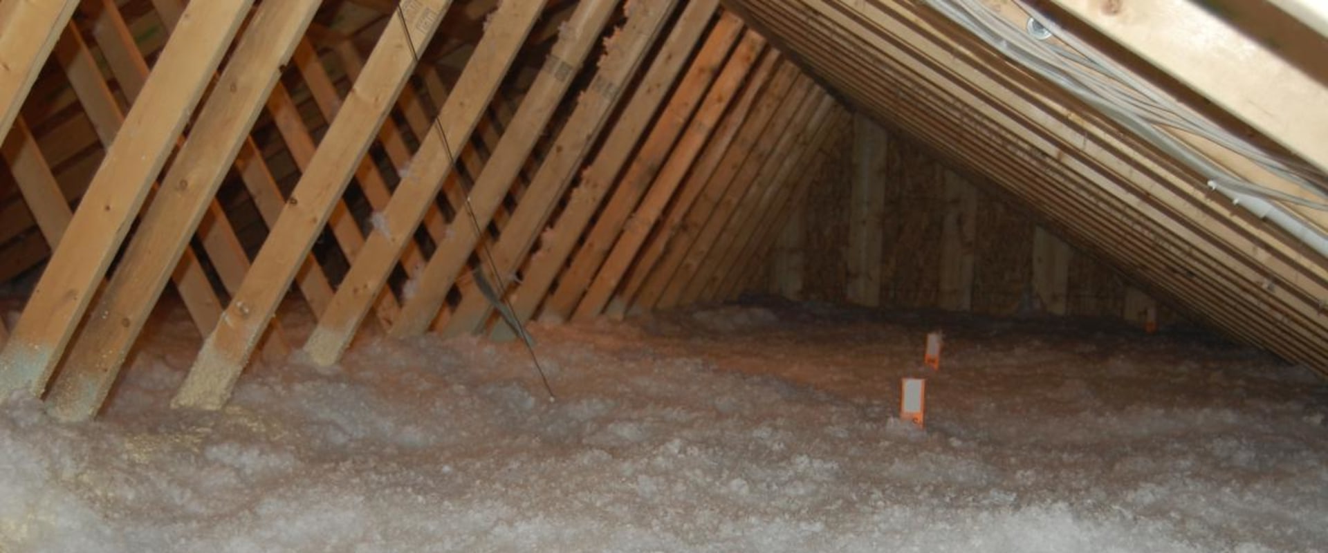 A 16x25x4 Furnace Filter’s Impact on Attic Insulation Installation Success